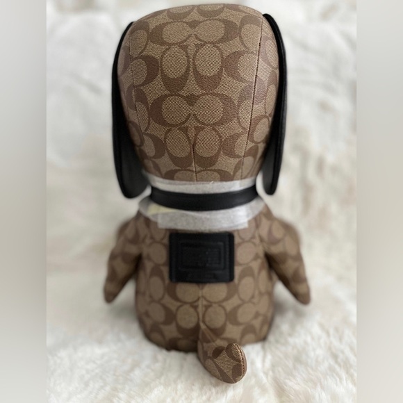 New Coach X Peanuts Snoopy Collectible Doll In Signature Canvas Retail: $650 - Picture 5 of 5